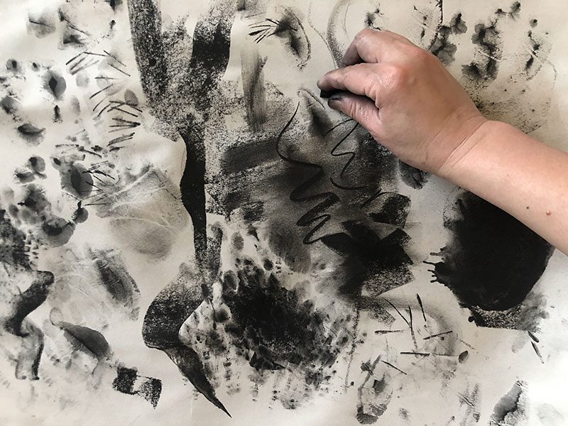 how to use charcoal drawing