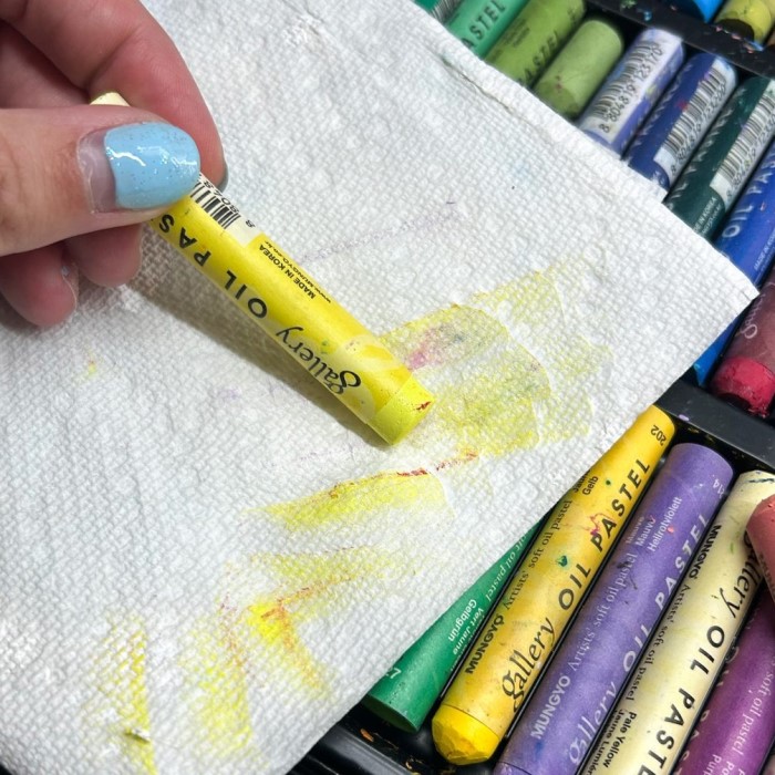 oil pastels vs soft pastels