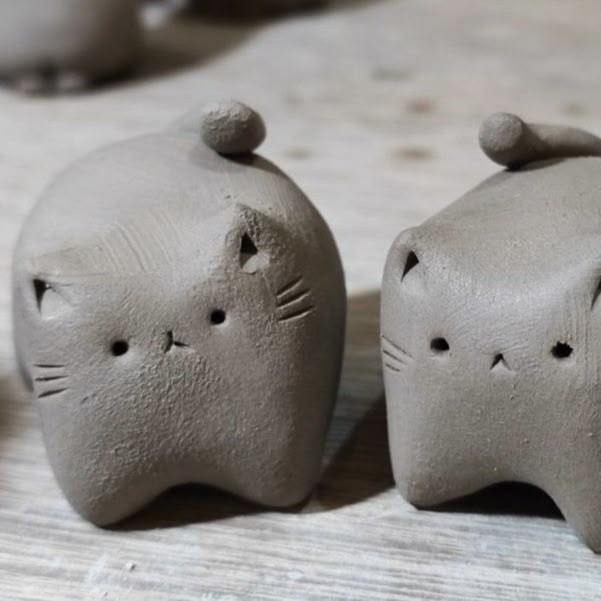 cat clay sculpture