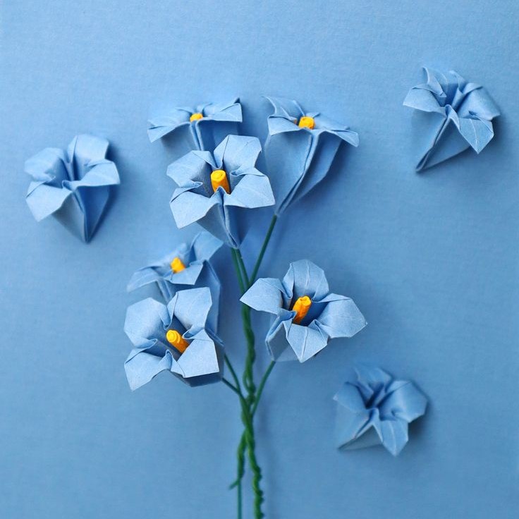 sticky note origami flower