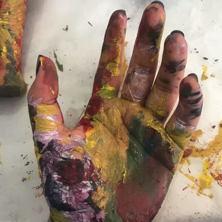 how to get oil based paint off skin