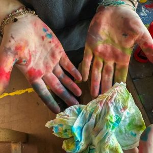 how to get oil based paint off skin