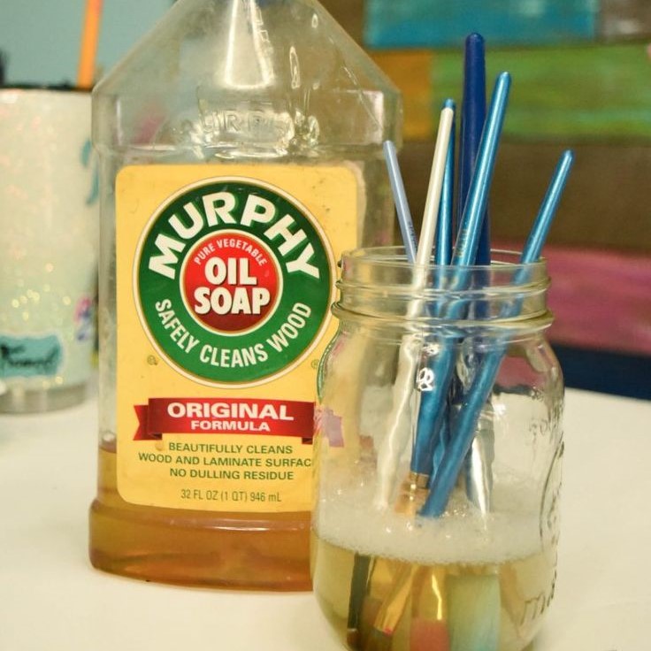 cleaning oil paint brushes