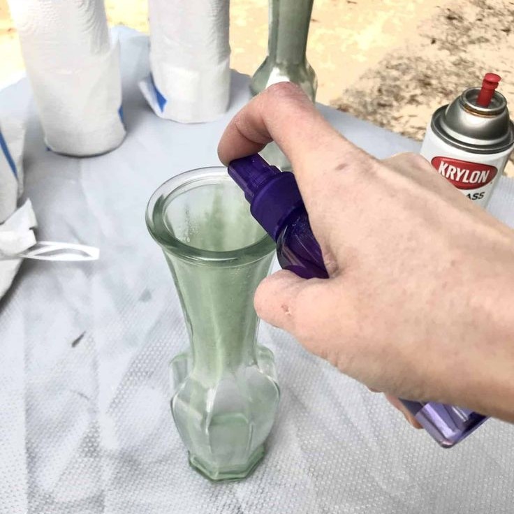 spray paint for glass