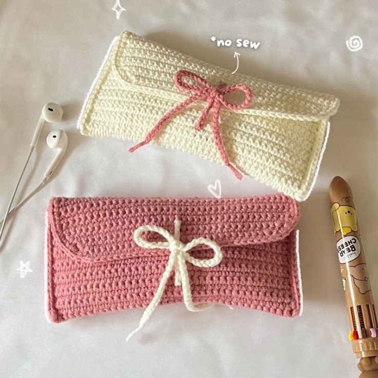 crochet pencil case