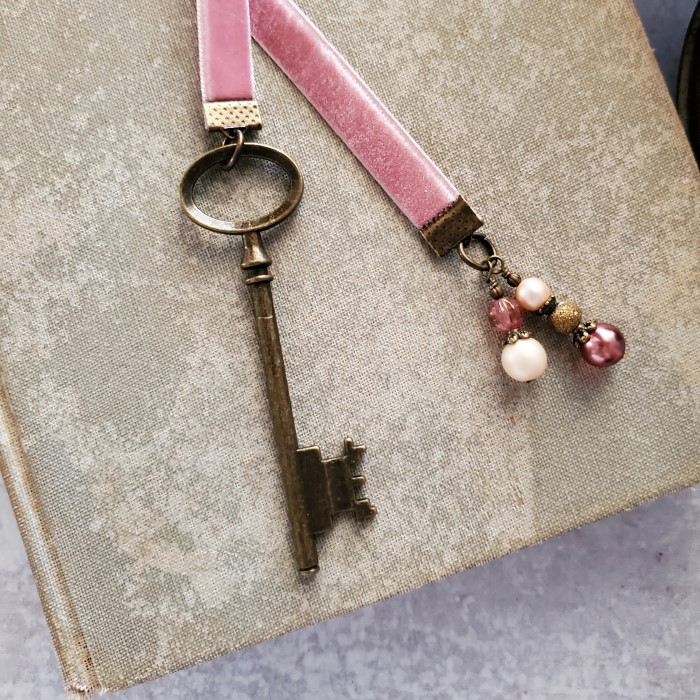 ribbon bookmark