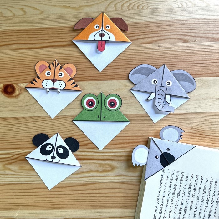 origami corner bookmark
