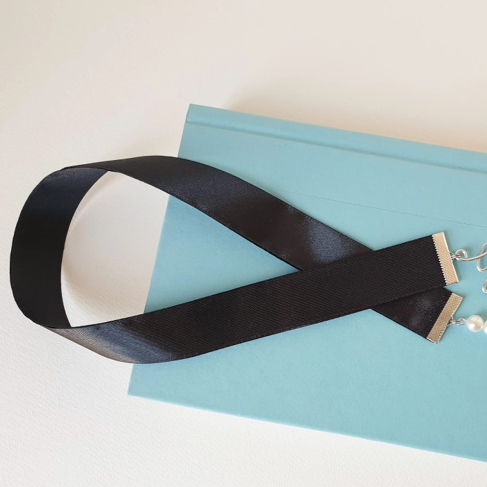 ribbon bookmark