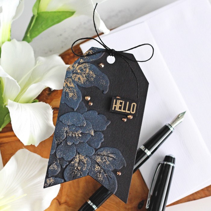 how to use embossing powder