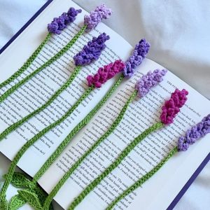 flower crochet bookmark
