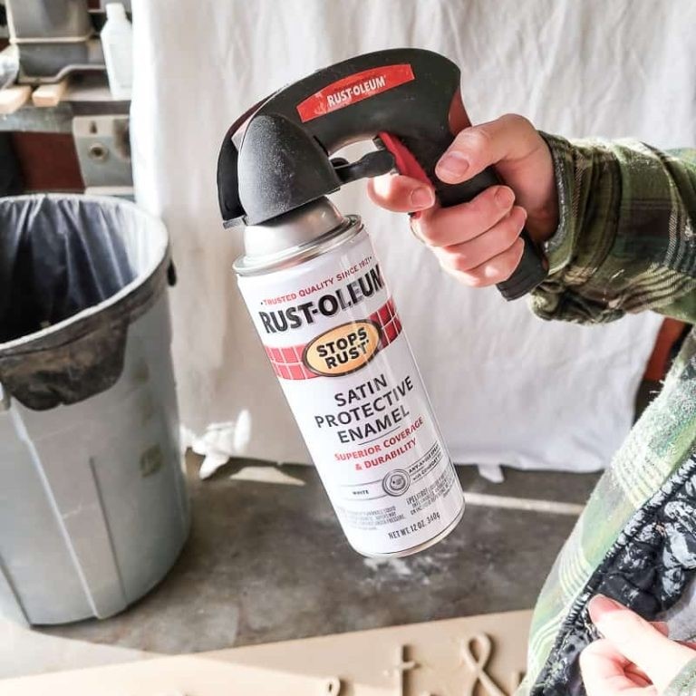 how long does it take spray paint to dry