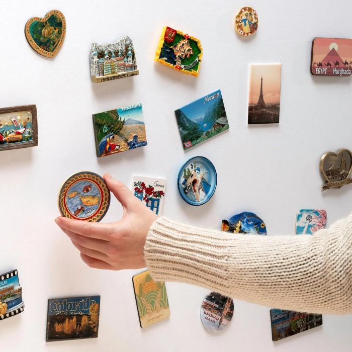 magnetic display board