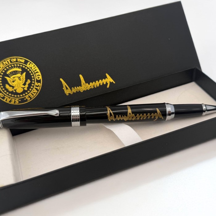 what pen does trump use