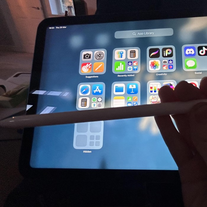 how to connect apple pen to ipad