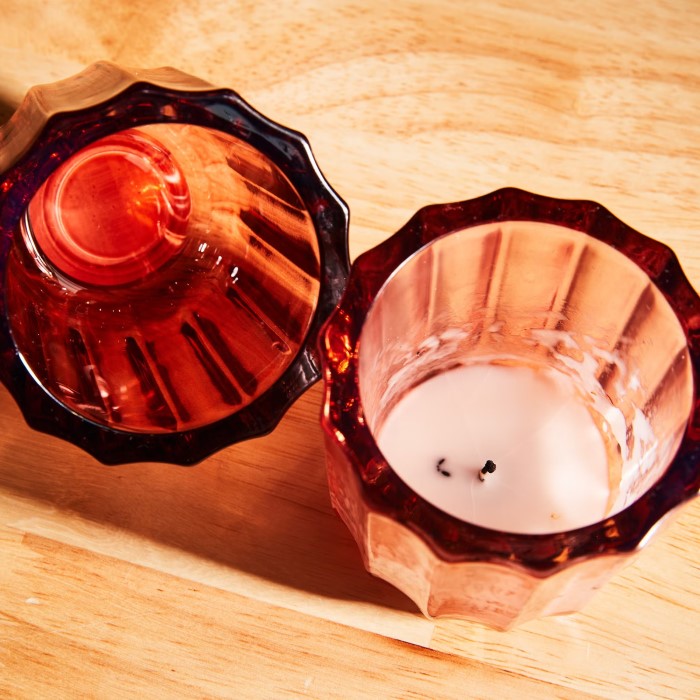 how to remove candle wax from glass