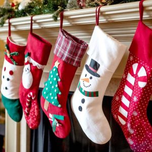 diy christmas stocking decorating ideas
