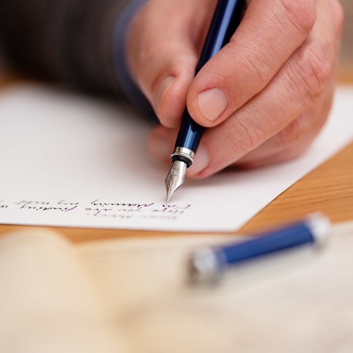 how to write with a fountain pen