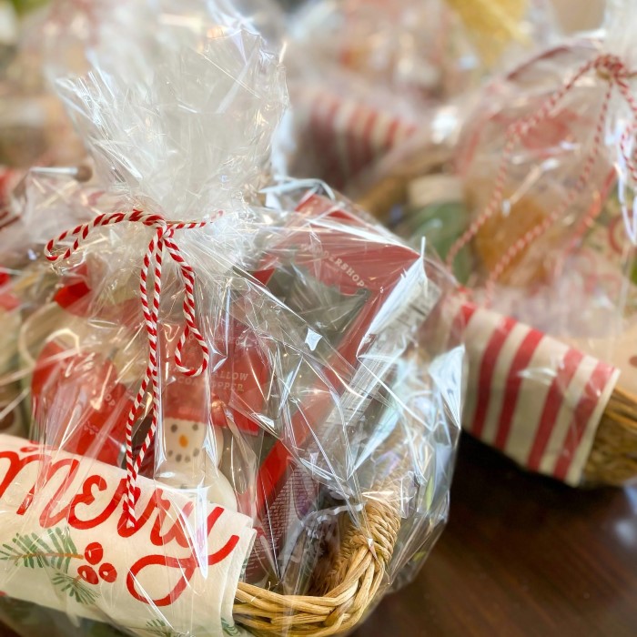 diy christmas gift basket ideas