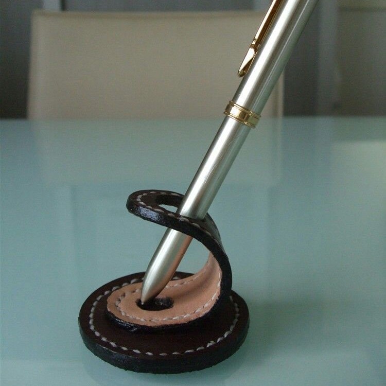 leather pen holder