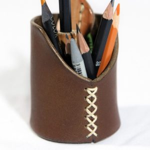leather pen holder