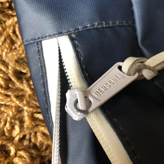 how to reattach a zipper