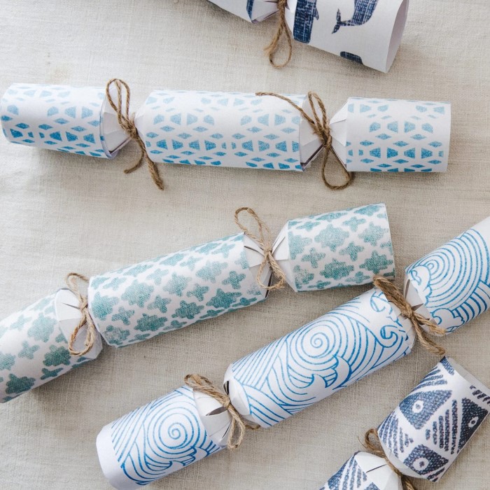 how to make christmas crackers