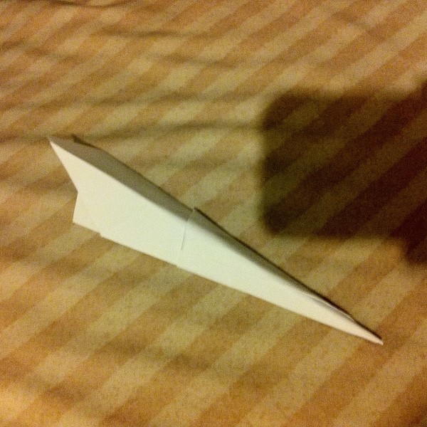 fastest paper airplane