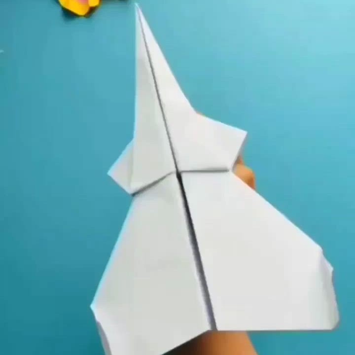 fastest paper airplane