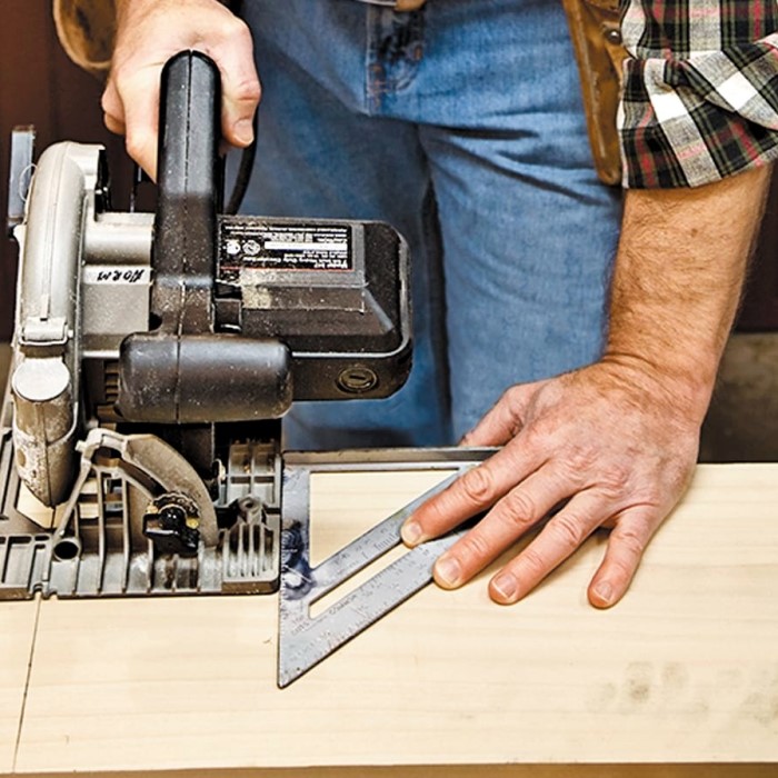 how to use a speed square